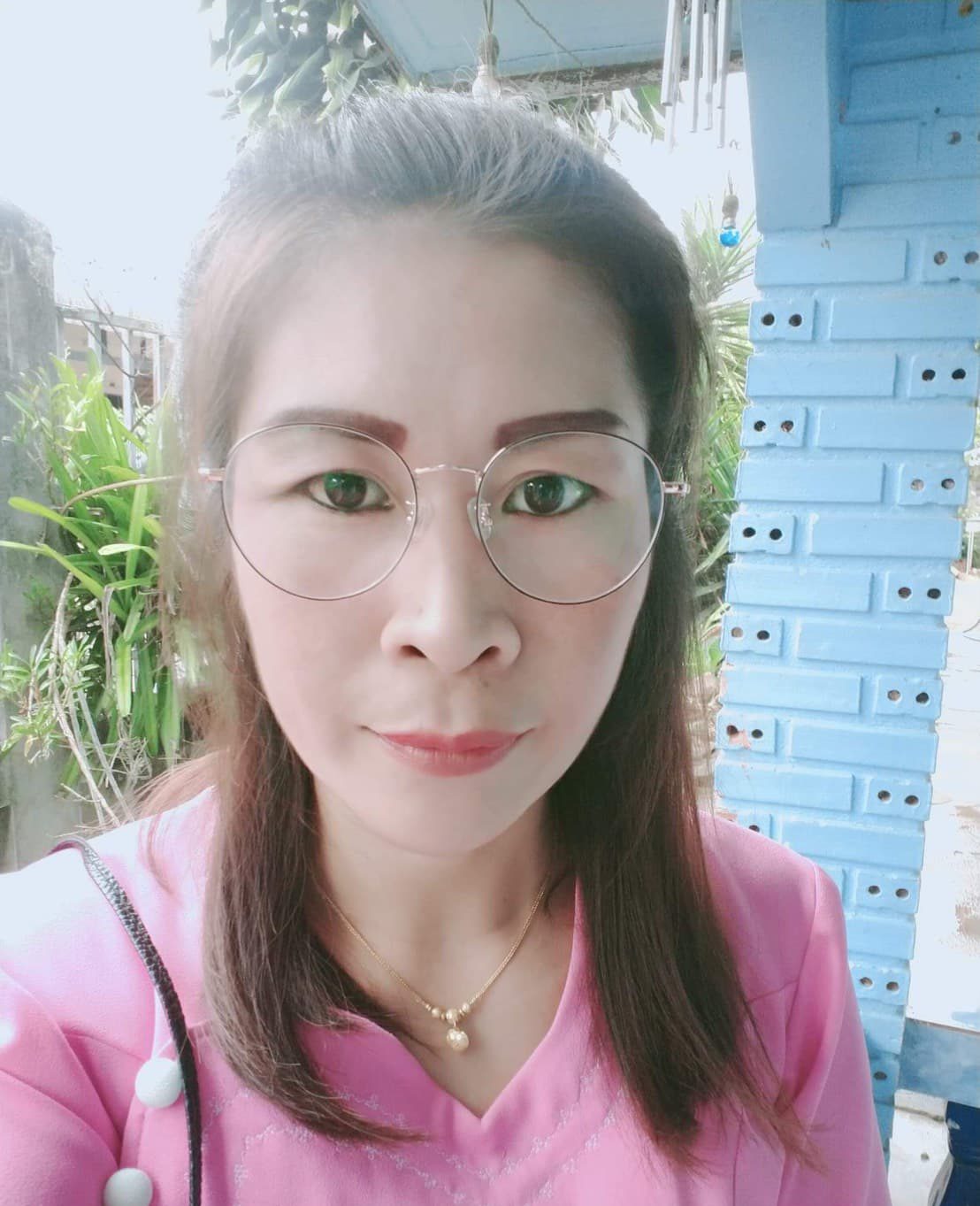 นางสาวอภิชญา คำเมียด